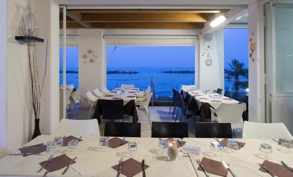 Residence I Delfini Cupra Marittima Exterior photo