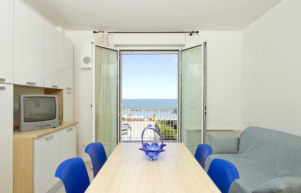 Residence I Delfini Cupra Marittima Room photo